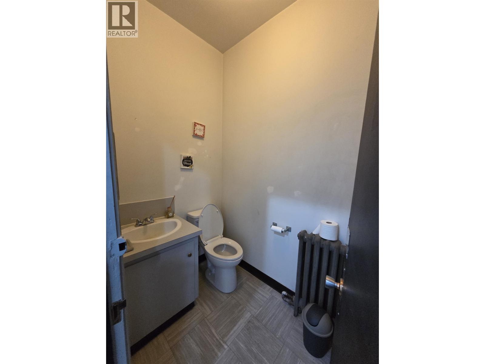 Top Flr 1210 3rd Avenue, Prince George, British Columbia  V2L 3E7 - Photo 13 - C8071702