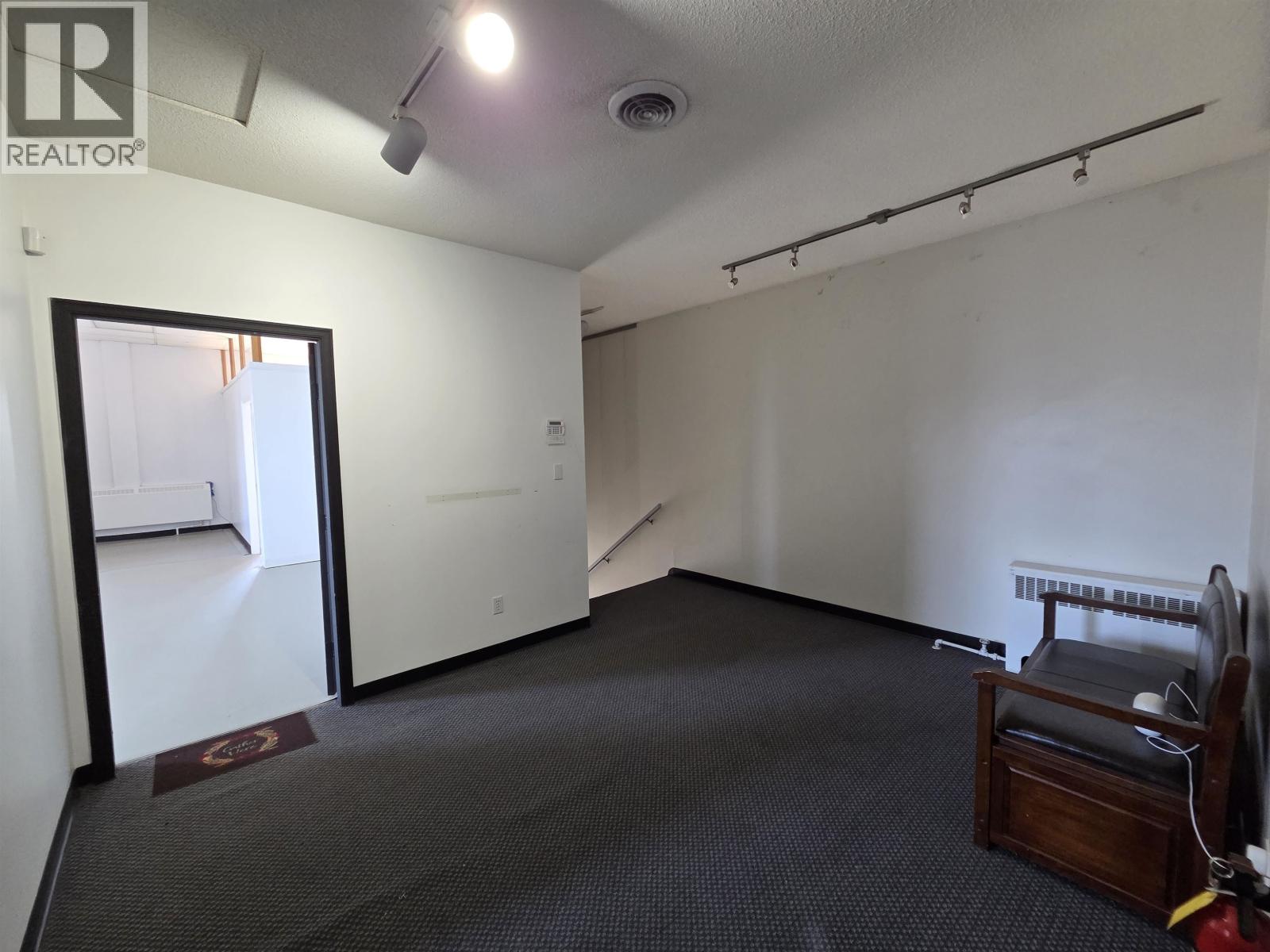 Top Flr 1210 3rd Avenue, Prince George, British Columbia  V2L 3E7 - Photo 21 - C8071702