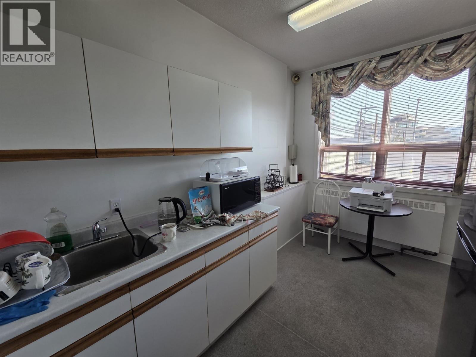 Top Flr 1210 3rd Avenue, Prince George, British Columbia  V2L 3E7 - Photo 7 - C8071702