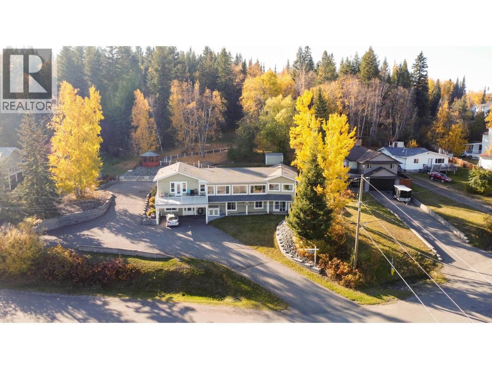 6373 Hillcrest Place, Prince George, British Columbia  V2N 5R1 - Photo 2 - C8072925