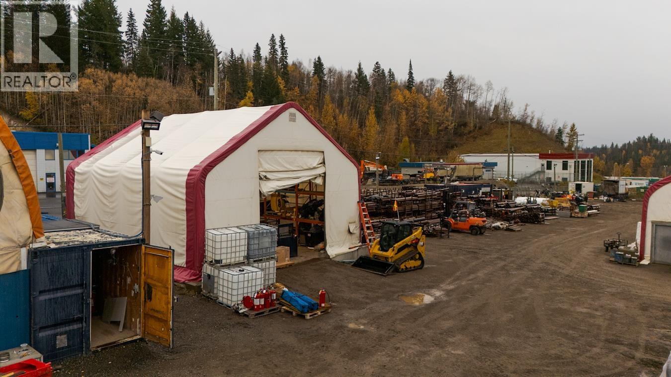 5052 Hartway Drive, Prince George, British Columbia  V2K 5B7 - Photo 8 - C8073198