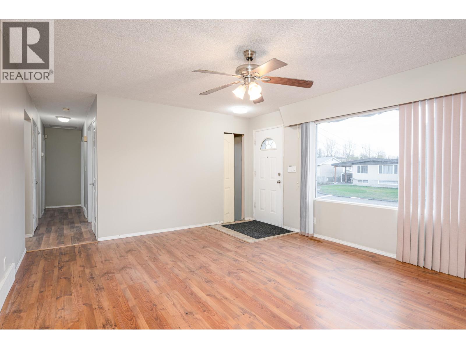 2133 Oak Street, Prince George, British Columbia  V2L 1Z8 - Photo 4 - R3063993