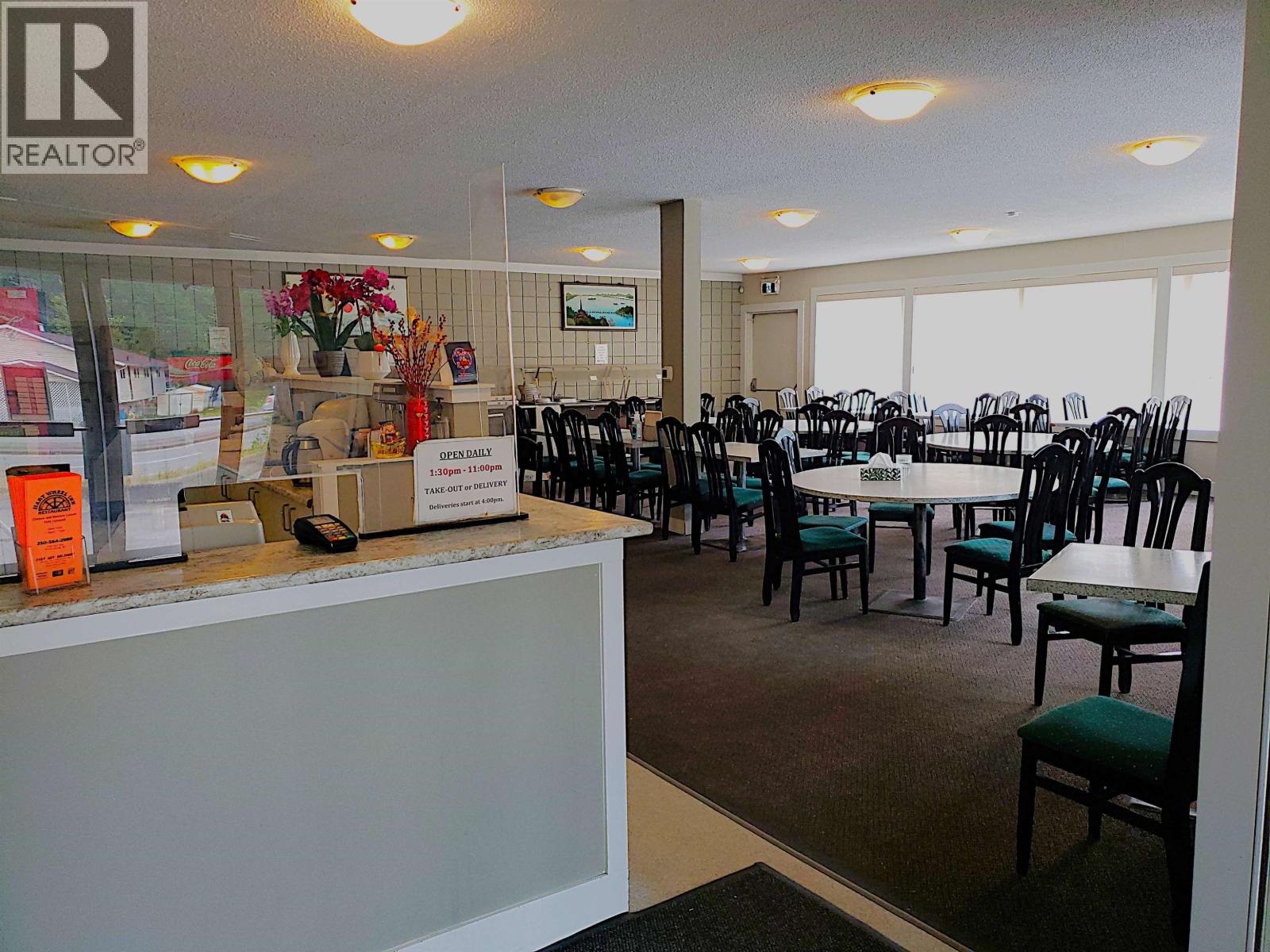 2260 Hart Highway, Prince George, British Columbia  V2K 2X8 - Photo 1 - C8075207