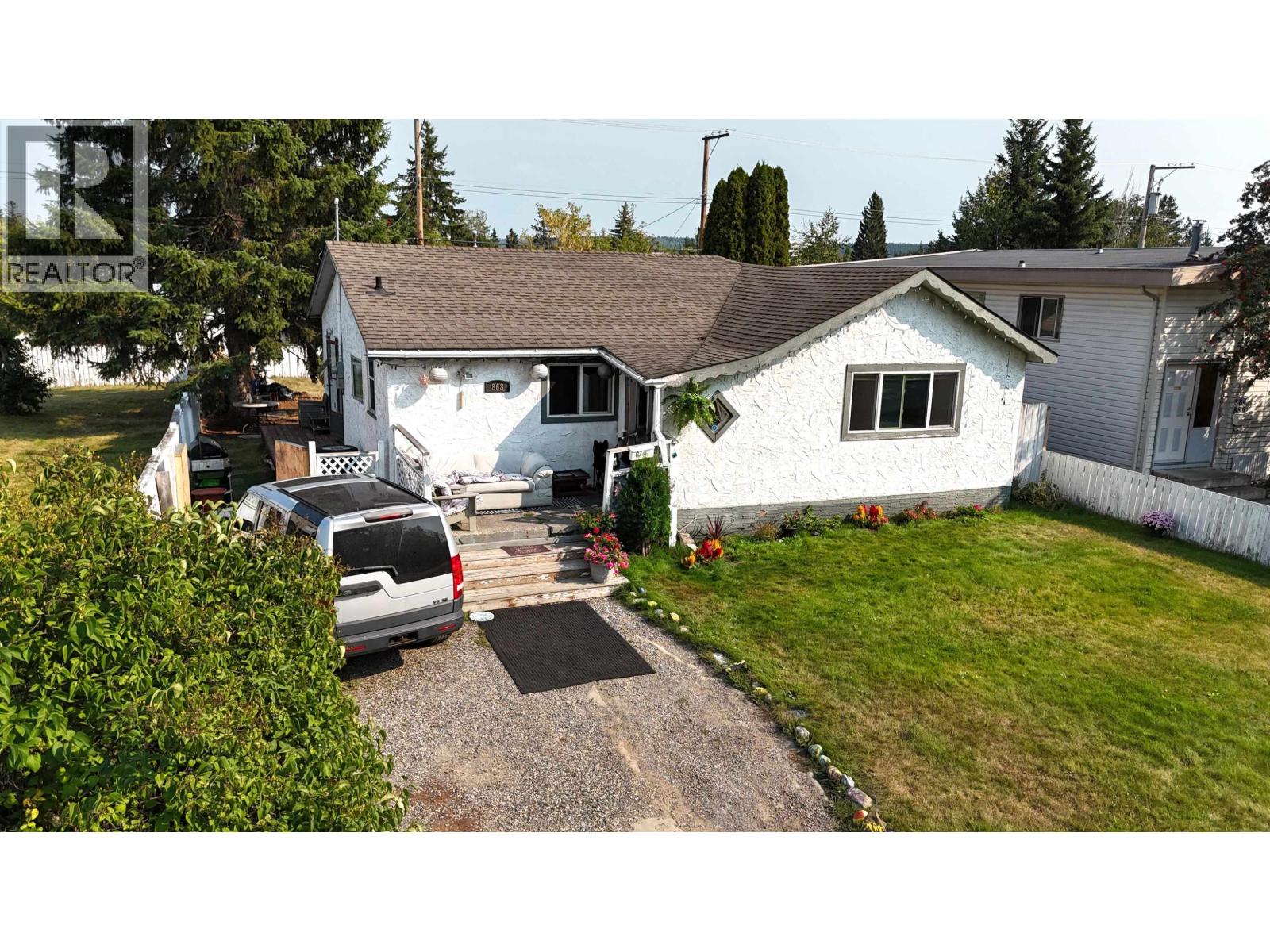 868 Freeman Street, Prince George, British Columbia  V2M 2R5 - Photo 2 - R3080629