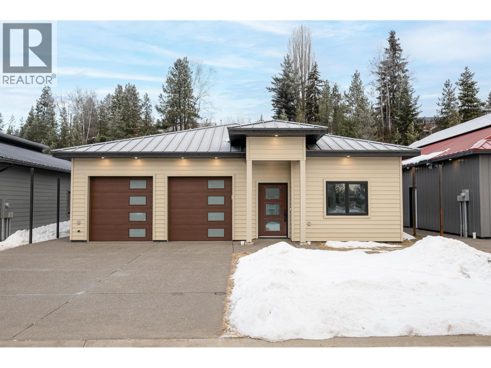 118 960 North Nechako Road, Prince George, British Columbia  V2K 1A3 - Photo 1 - R3082167