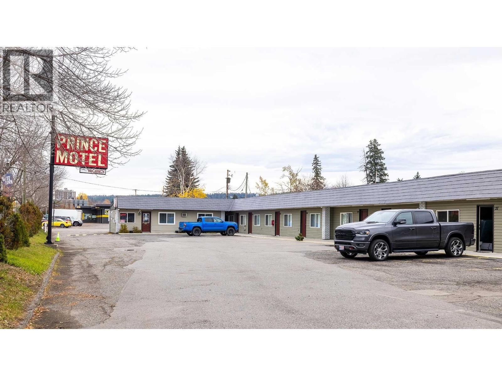 1737 20th Avenue, Prince George, British Columbia  V2L 4B9 - Photo 10 - C8075494