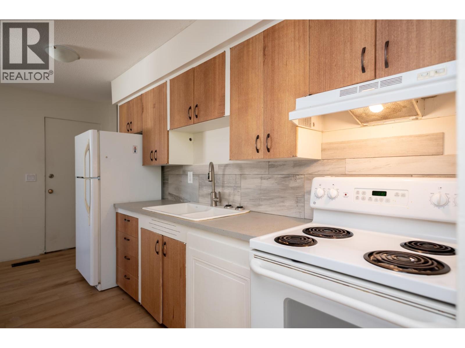 450 Kelly Street, Prince George, British Columbia  V2M 3K5 - Photo 3 - R3083193