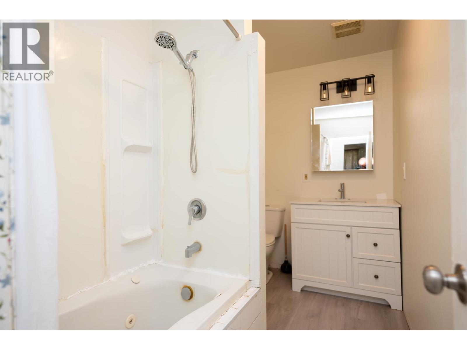 450 Kelly Street, Prince George, British Columbia  V2M 3K5 - Photo 5 - R3083193