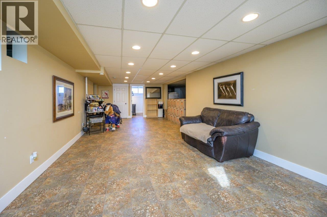 5503 Cranbrook Hill Road, Prince George, British Columbia  V2M 7C8 - Photo 12 - R3083449
