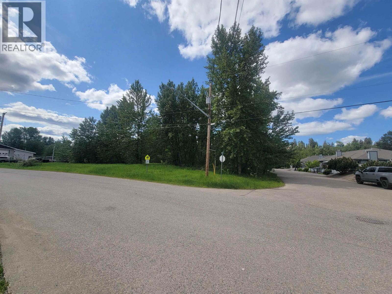 757 Preston Road, Prince George, British Columbia  V2K 1A9 - Photo 4 - R3083682