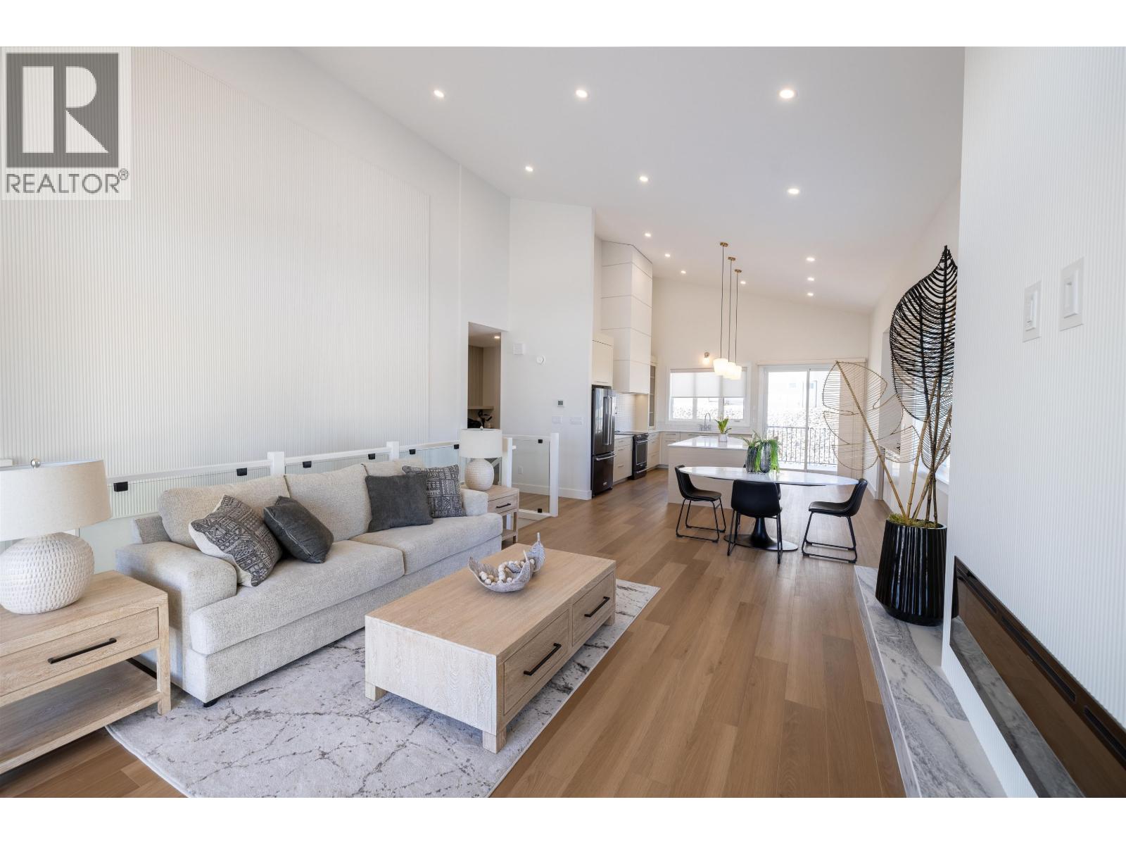 7807 Southridge Avenue, Prince George, British Columbia  V2N 6S4 - Photo 7 - R3086798