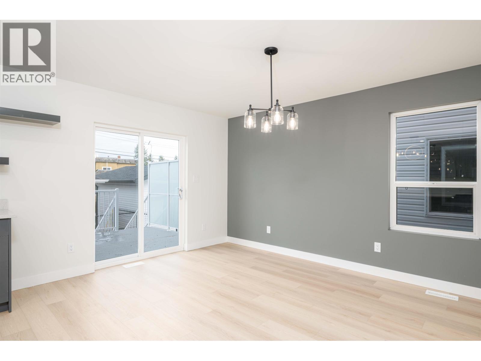 1988 12th Avenue, Prince George, British Columbia  V2M 1P9 - Photo 11 - R3087045