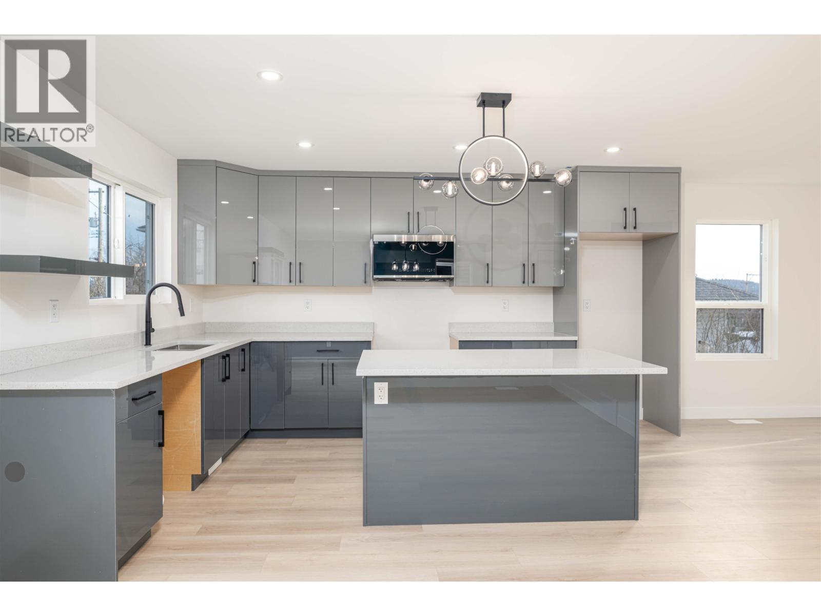 1980 12th Avenue, Prince George, British Columbia  V2M 1R9 - Photo 11 - R3087601