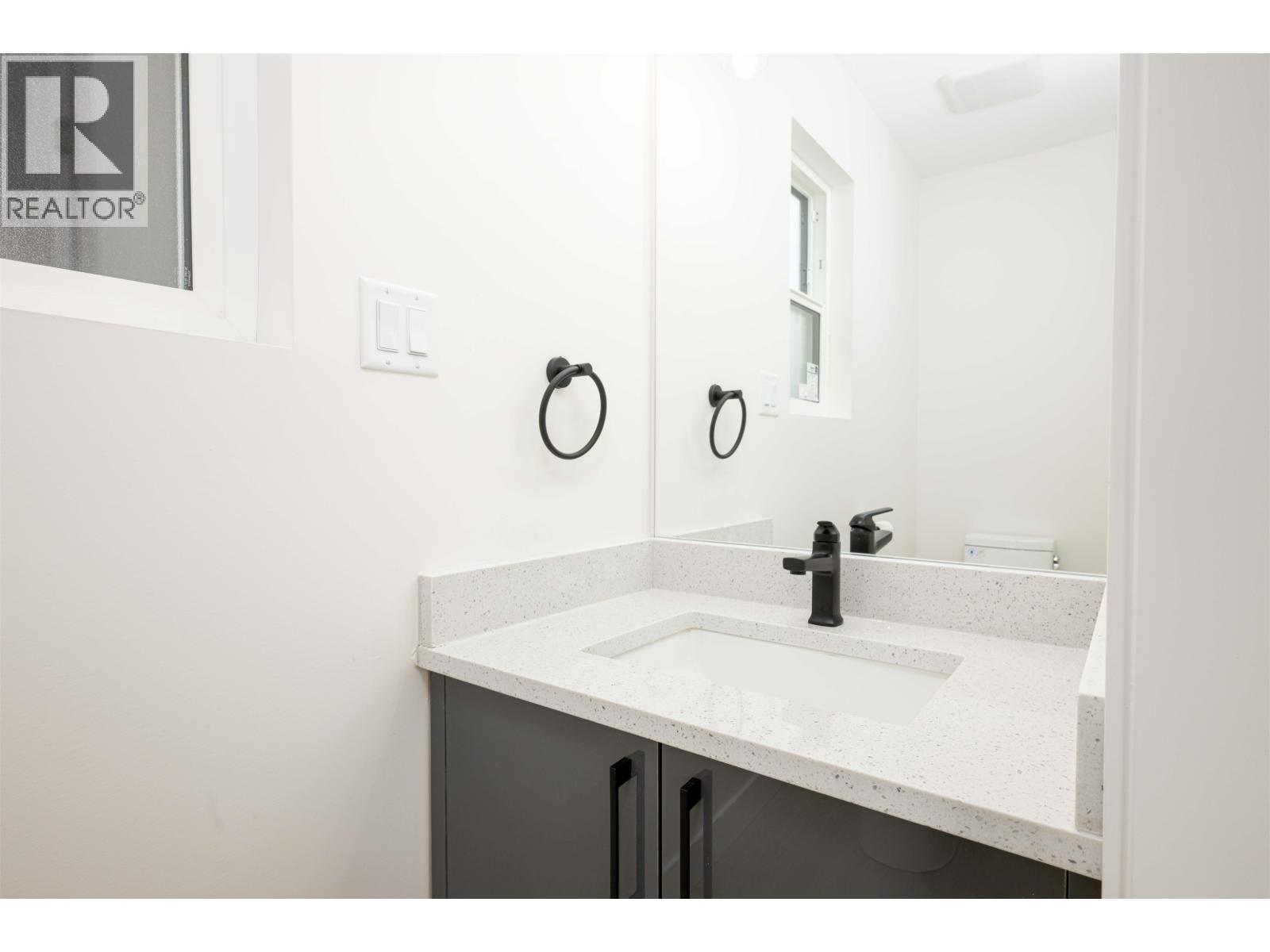 1980 12th Avenue, Prince George, British Columbia  V2M 1R9 - Photo 21 - R3087601