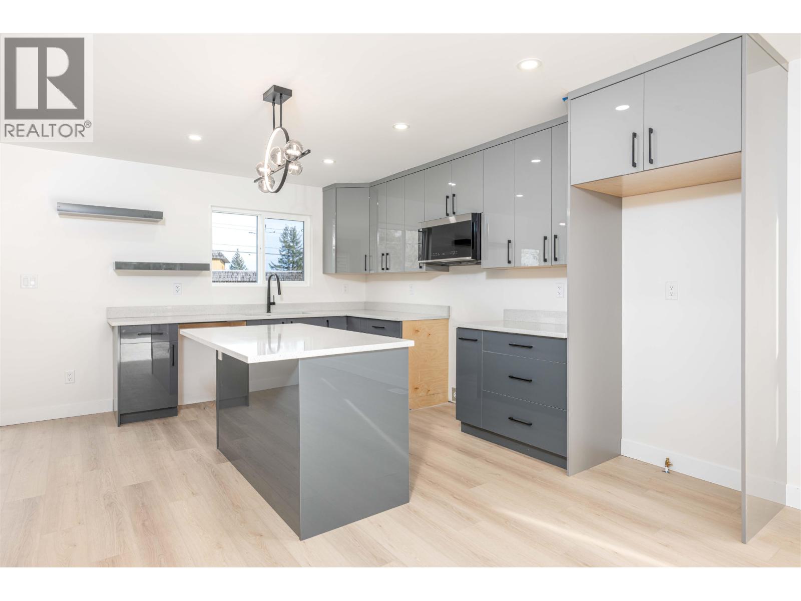 1980 12th Avenue, Prince George, British Columbia  V2M 1R9 - Photo 9 - R3087601