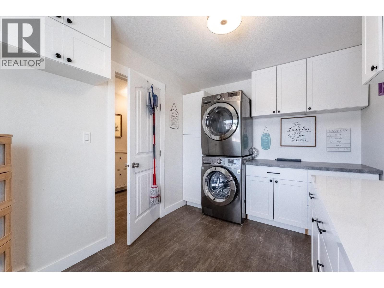 5283 Woodstock Court, Prince George, British Columbia  V2K 5A6 - Photo 7 - R3087918