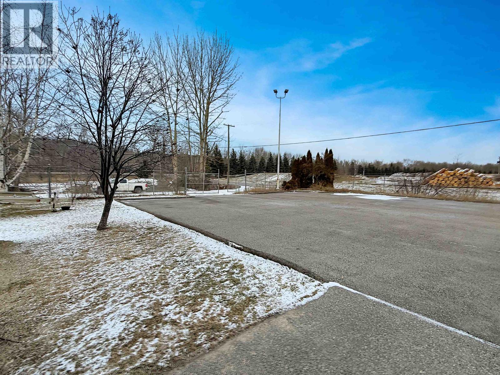 200 1301 Kelliher Road, Prince George, British Columbia  V2L 5S8 - Photo 2 - C8076190