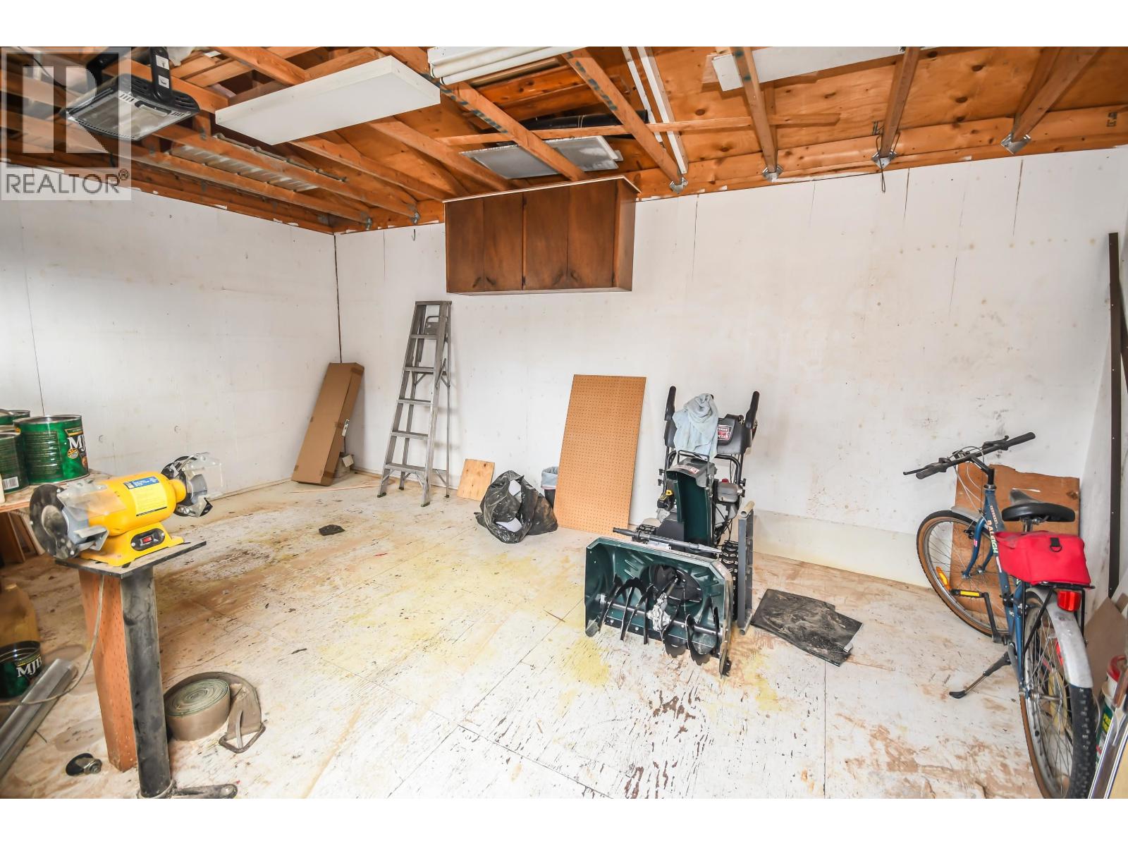 110 S Moffat Street, Prince George, British Columbia  V2M 3L3 - Photo 33 - R3089915