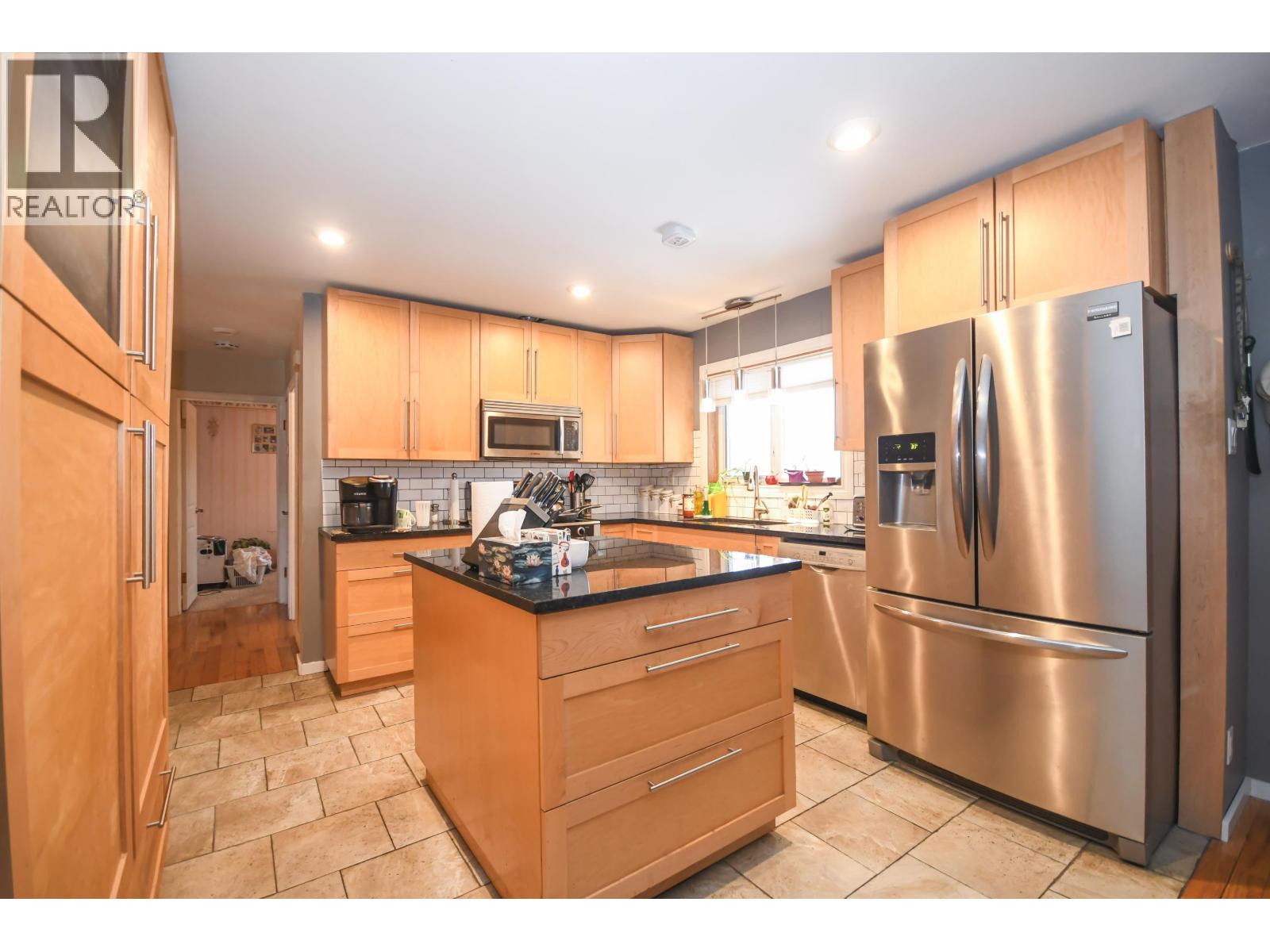 110 S Moffat Street, Prince George, British Columbia  V2M 3L3 - Photo 6 - R3089915