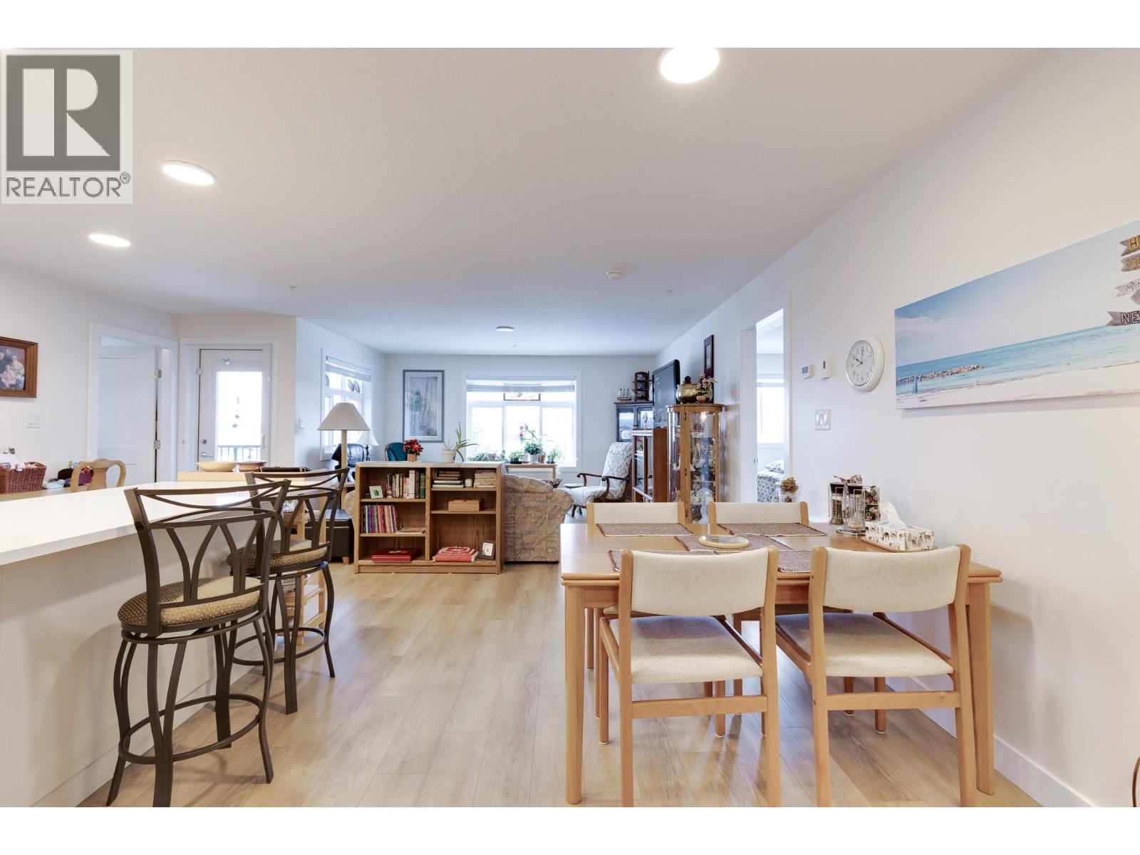 310 4278 22nd Avenue, Prince George, British Columbia  V2N 0J4 - Photo 4 - R3090143