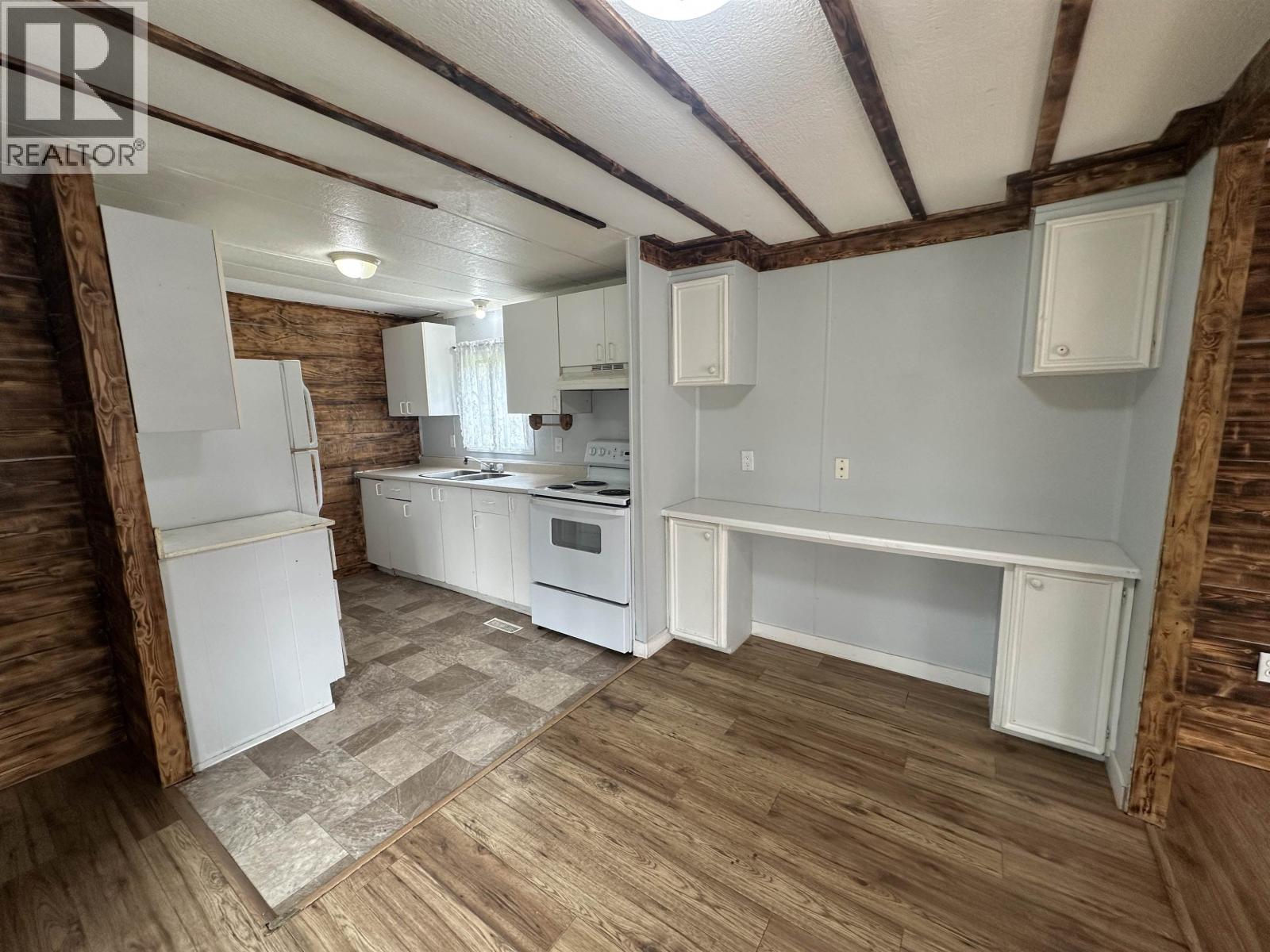 7224 Giscome Road, Prince George, British Columbia  V2N 6T7 - Photo 7 - R3091756