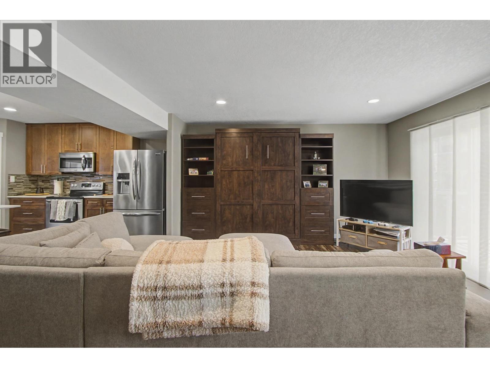 201 7400 Creekside Way, Prince George, British Columbia  V2N 0C2 - Photo 6 - R3092047