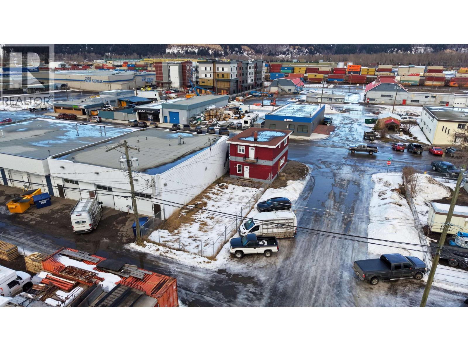 825 2nd Avenue, Prince George, British Columbia  V2L 3A6 - Photo 5 - R3092529