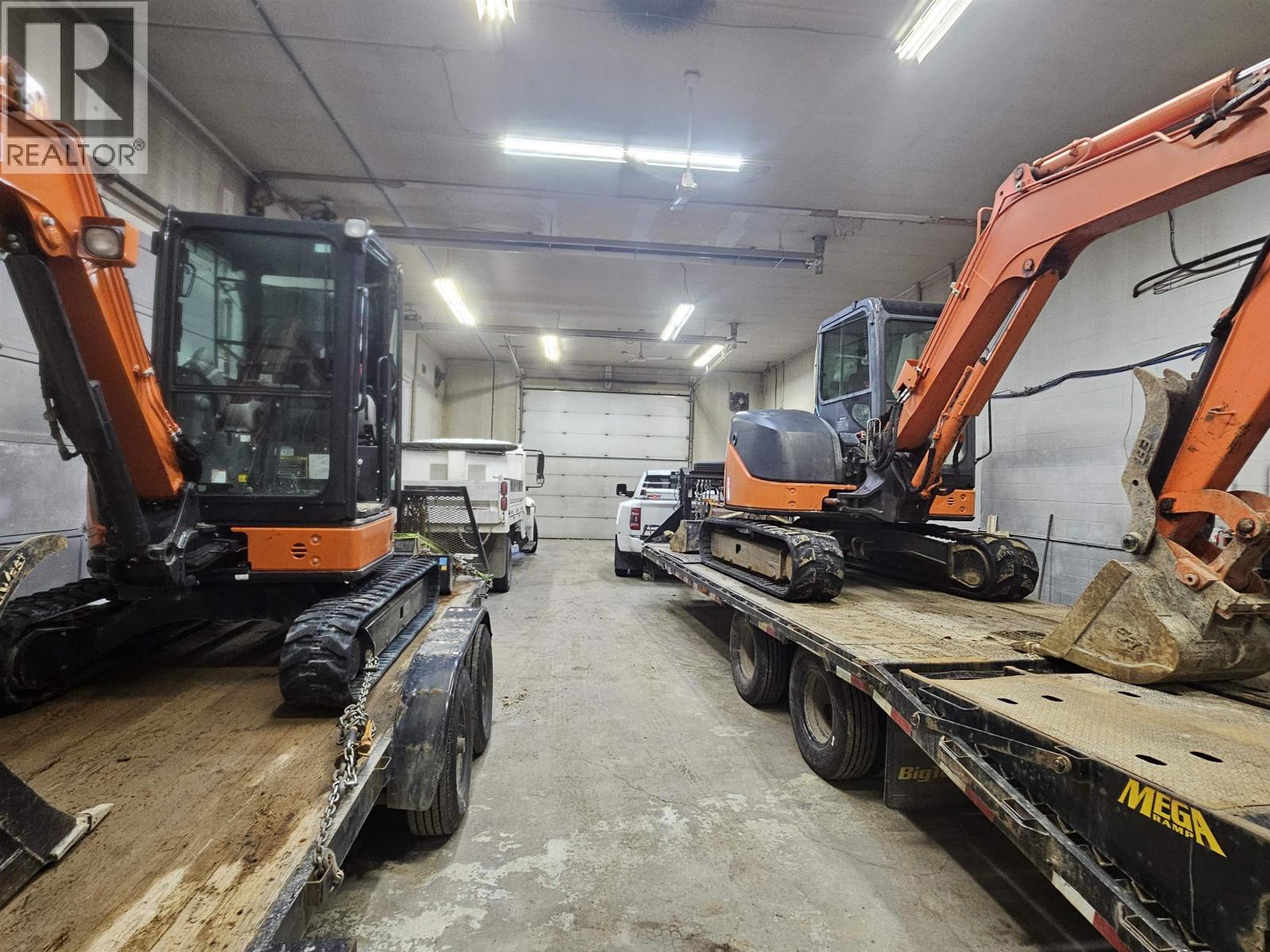 7405 Hart Highway, Prince George, British Columbia  V2K 3B1 - Photo 12 - C8076504