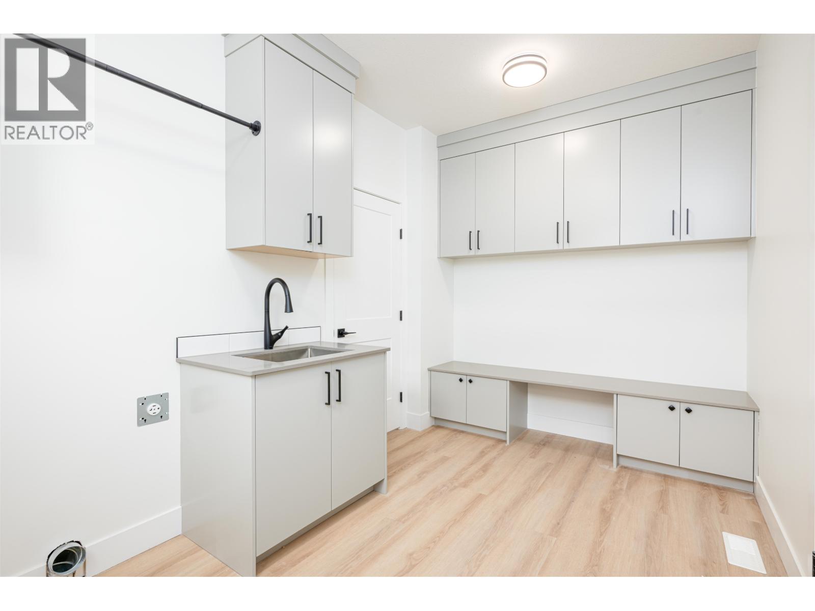 3930 Estabrook Court, Prince George, British Columbia  V2N 0G3 - Photo 19 - R3093786