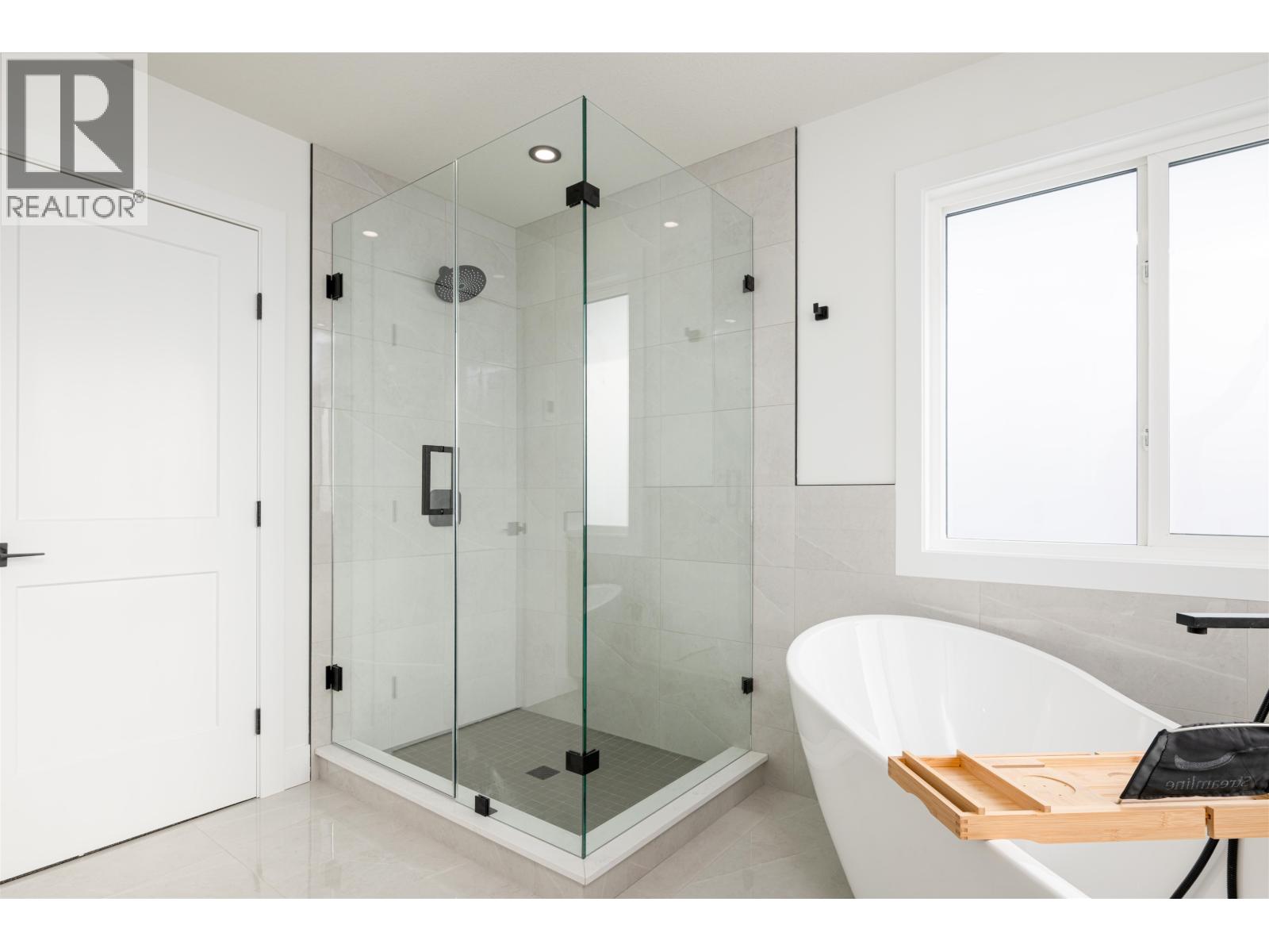 3930 Estabrook Court, Prince George, British Columbia  V2N 0G3 - Photo 24 - R3093786