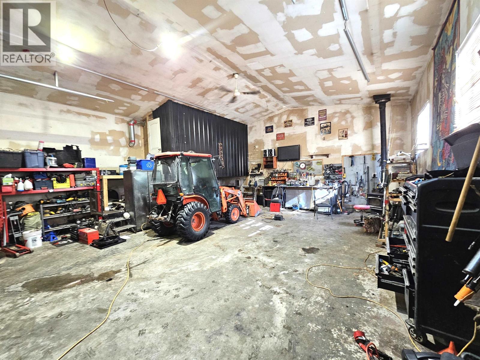 5408 E Purdue Road, Prince George, British Columbia  V2N 6J8 - Photo 40 - R3095497