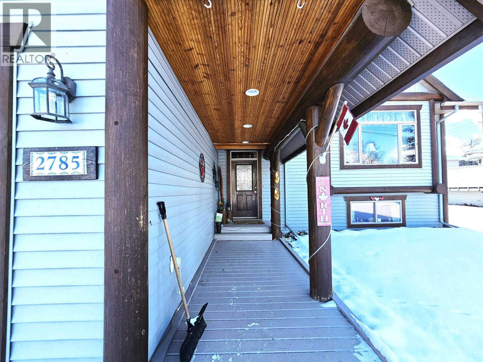 2785 Starlane Place, Prince George, British Columbia  V2N 6M3 - Photo 3 - R3095560