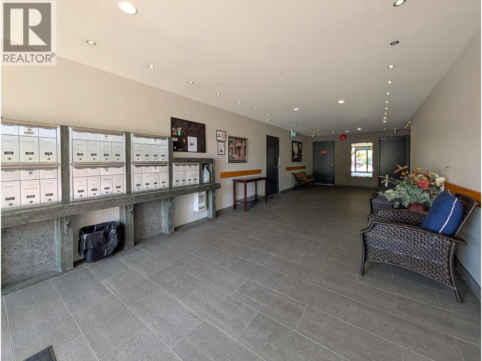 104 1654 10th Avenue, Prince George, British Columbia  V2L 3S4 - Photo 10 - R3095901