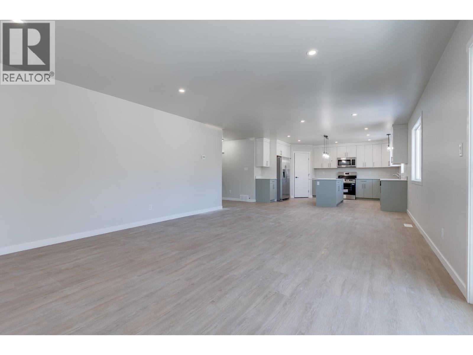 3850-3854 Glendale Drive, Prince George, British Columbia  V2K 2V5 - Photo 10 - R3096708