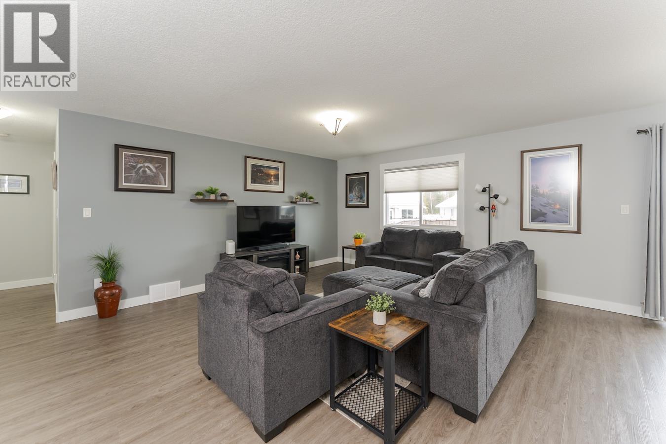 9060 Tatlow Place, Prince George, British Columbia  V2K 0B5 - Photo 4 - R3097026