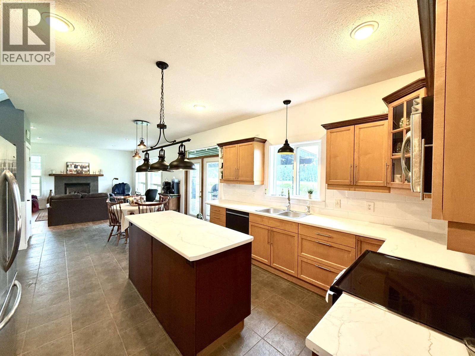 5235 E Red Rock Road, Prince George, British Columbia  V2N 5Z9 - Photo 6 - R3097412