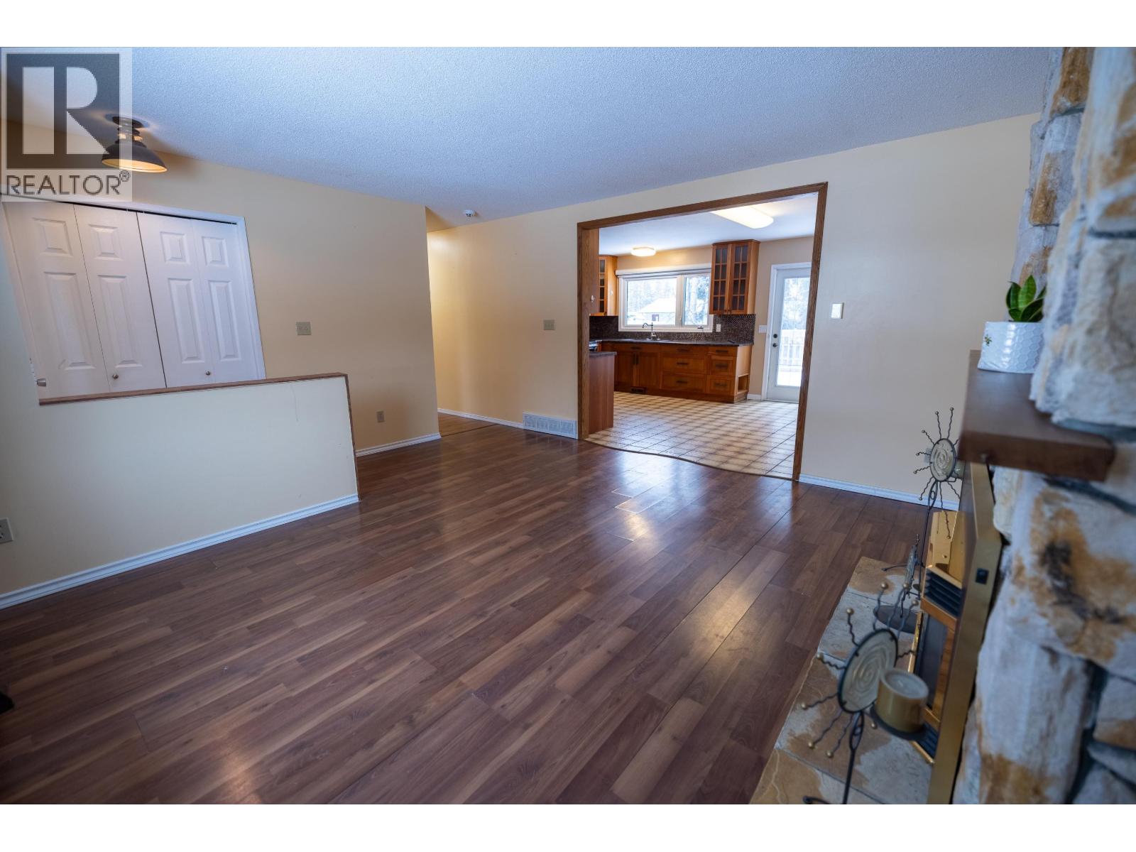 7996 Newcastle Crescent, Prince George, British Columbia  V2N 3X5 - Photo 8 - R3099421