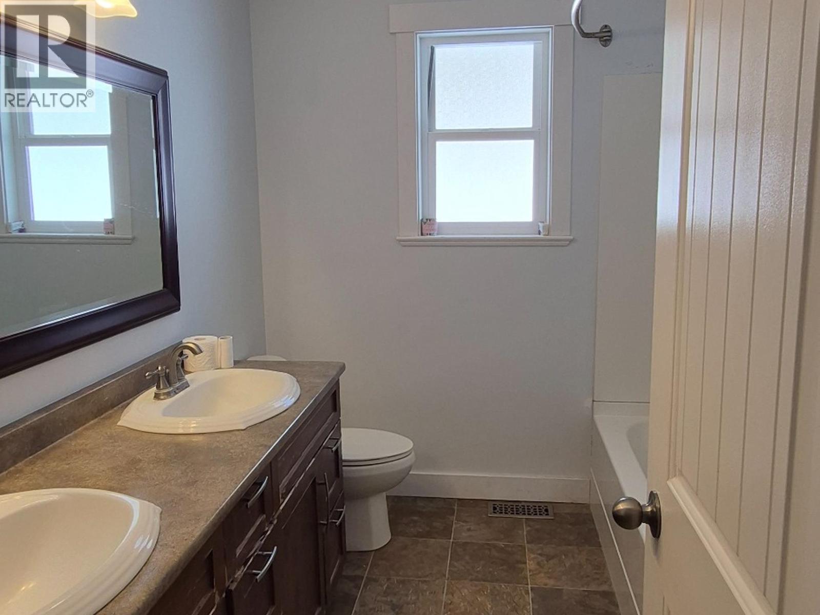 5010 Meadowview Road, Prince George, British Columbia  V2K 5V5 - Photo 16 - R3099805