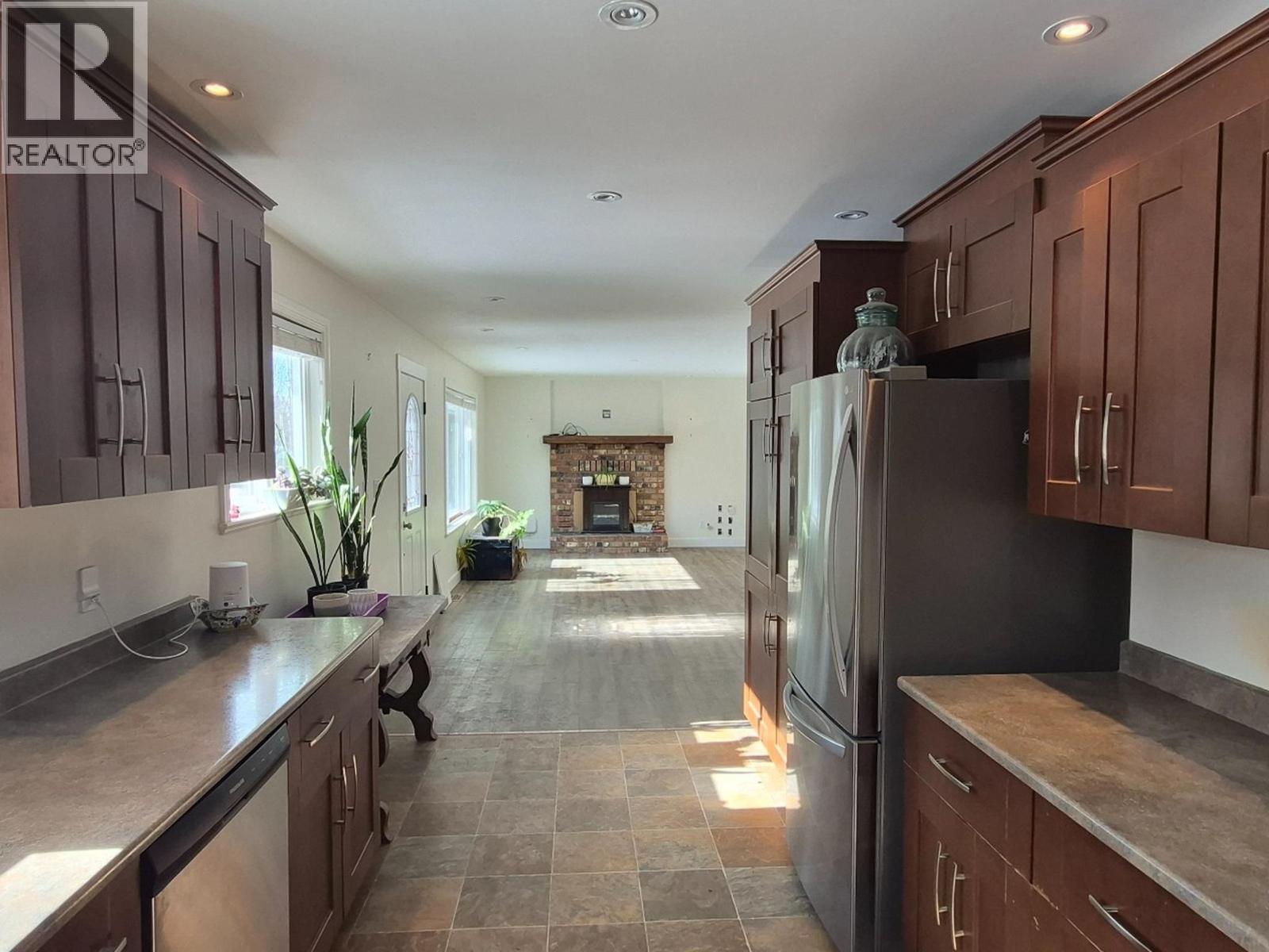 5010 Meadowview Road, Prince George, British Columbia  V2K 5V5 - Photo 9 - R3099805