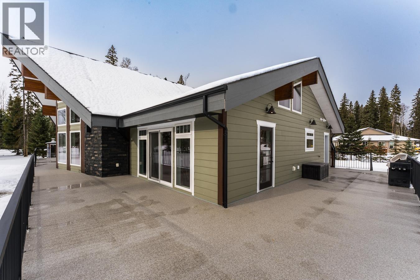 4270 Vista Road, Prince George, British Columbia  V2K 5S2 - Photo 3 - R3101615