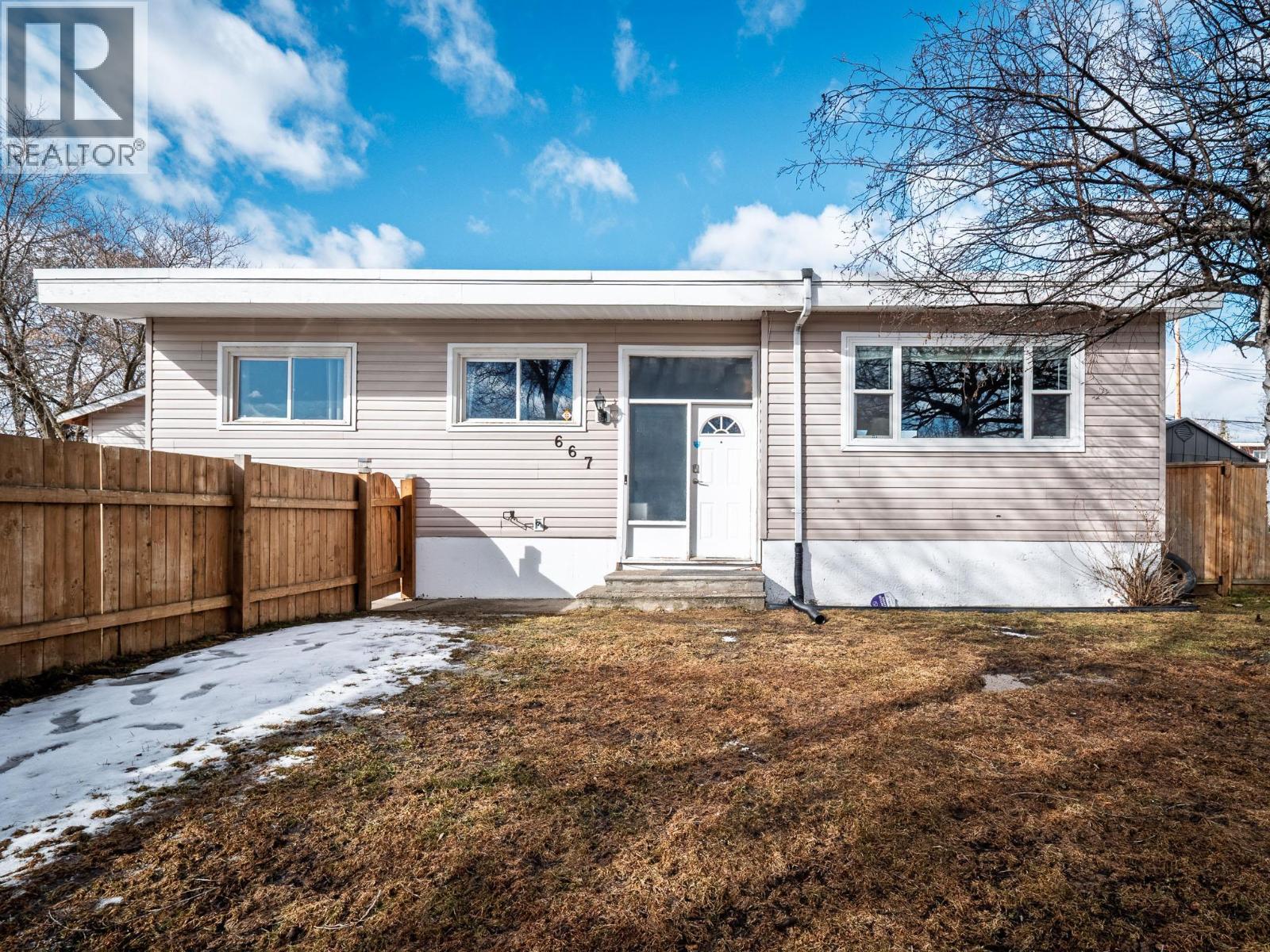 667 EWERT STREET, Prince George, British Columbia