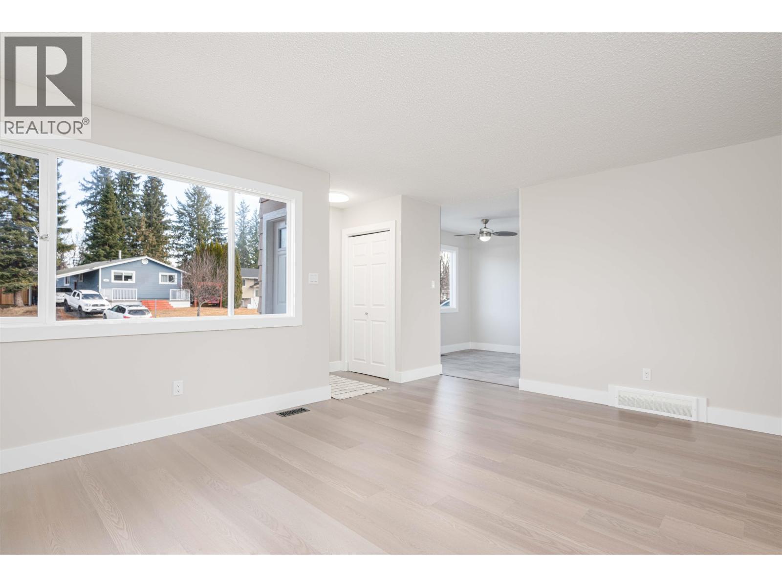 7721 Marionopolis Place, Prince George, British Columbia  V2N 3L5 - Photo 5 - R3101975