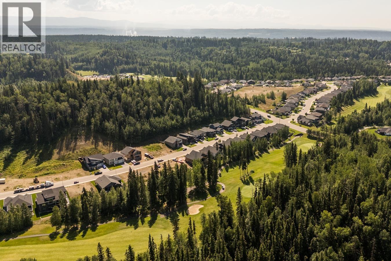 2860 Links Drive, Prince George, British Columbia  V2K 0B3 - Photo 2 - R3102178