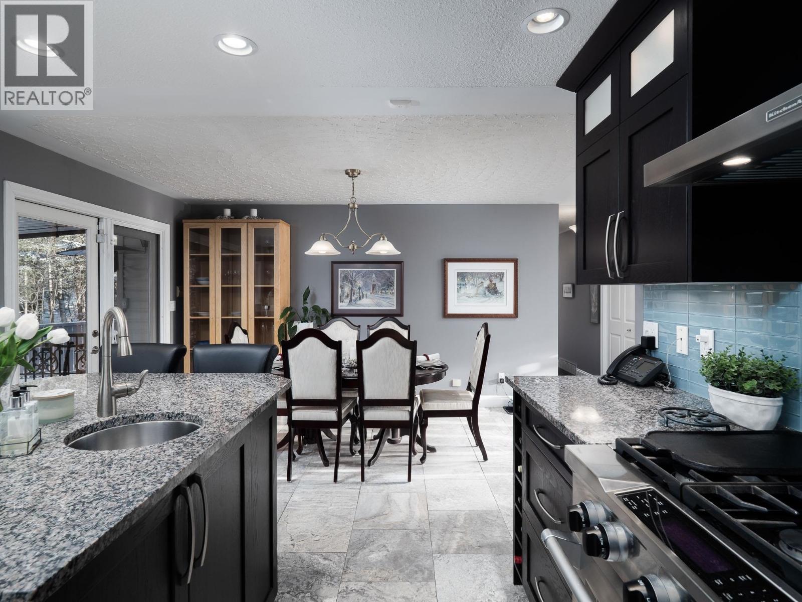 3015 Ridgeview Drive, Prince George, British Columbia  V2K 3T5 - Photo 8 - R3102715