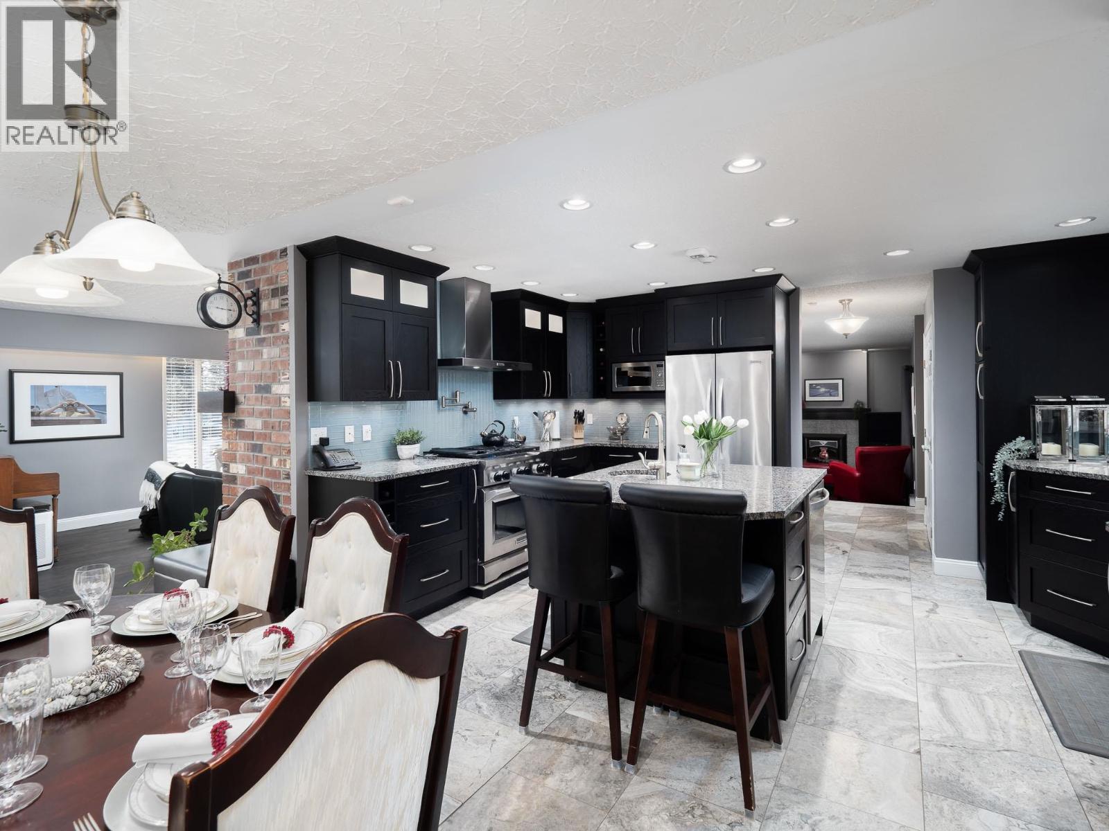 3015 Ridgeview Drive, Prince George, British Columbia  V2K 3T5 - Photo 9 - R3102715