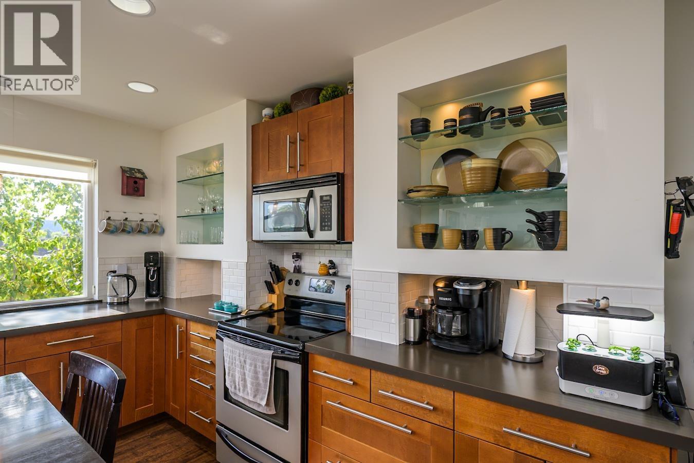 1807 12th Avenue, Prince George, British Columbia  V2M 1P8 - Photo 8 - R3102884