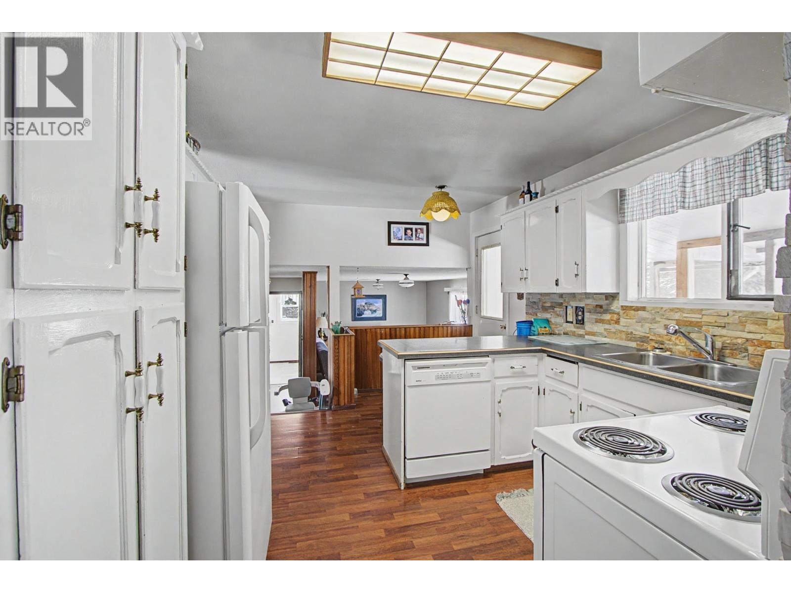 7245 Parsnip Road, Prince George, British Columbia  V2N 6E8 - Photo 8 - R3104757