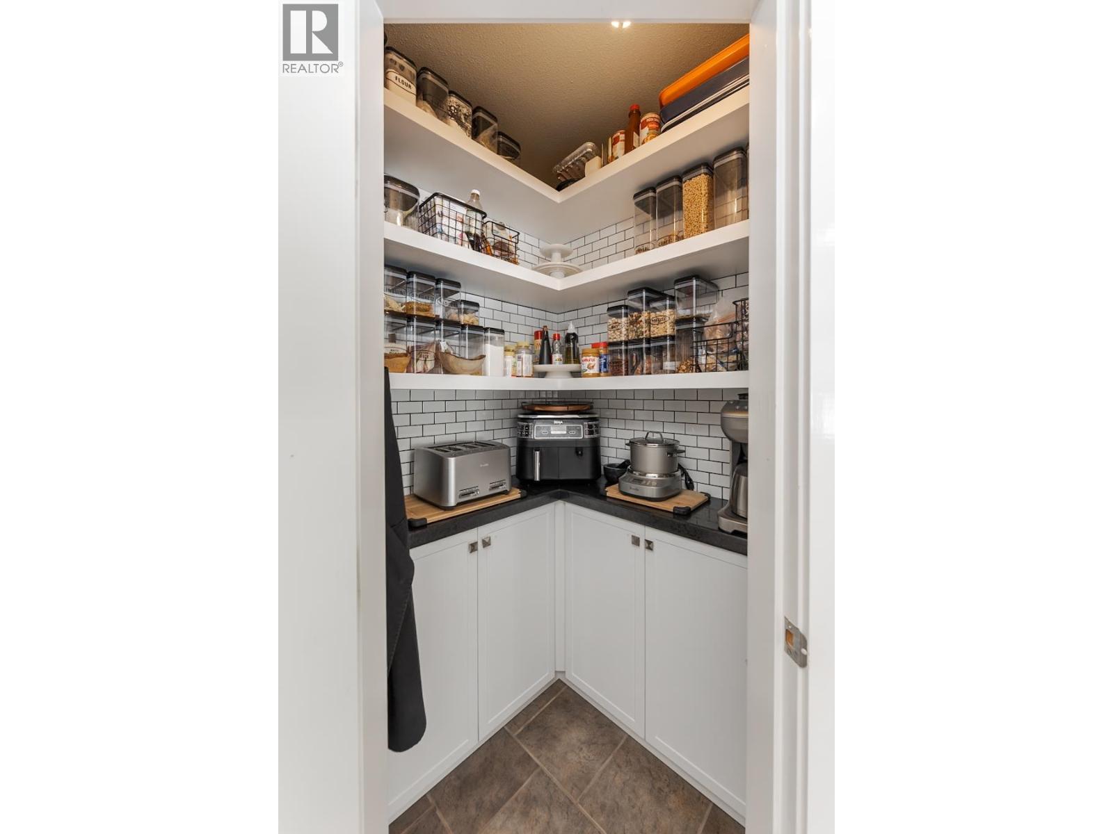 2248 Estate Road, Prince George, British Columbia  V2K 5R9 - Photo 8 - R3104987