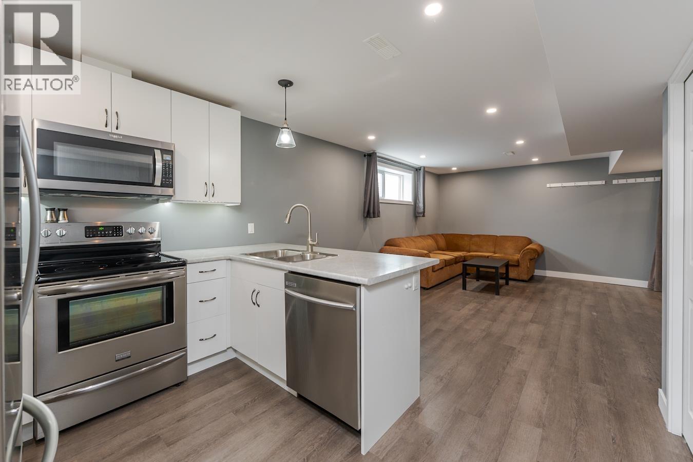 5904 Oxford Place, Prince George, British Columbia  V2N 2E8 - Photo 15 - R3105019