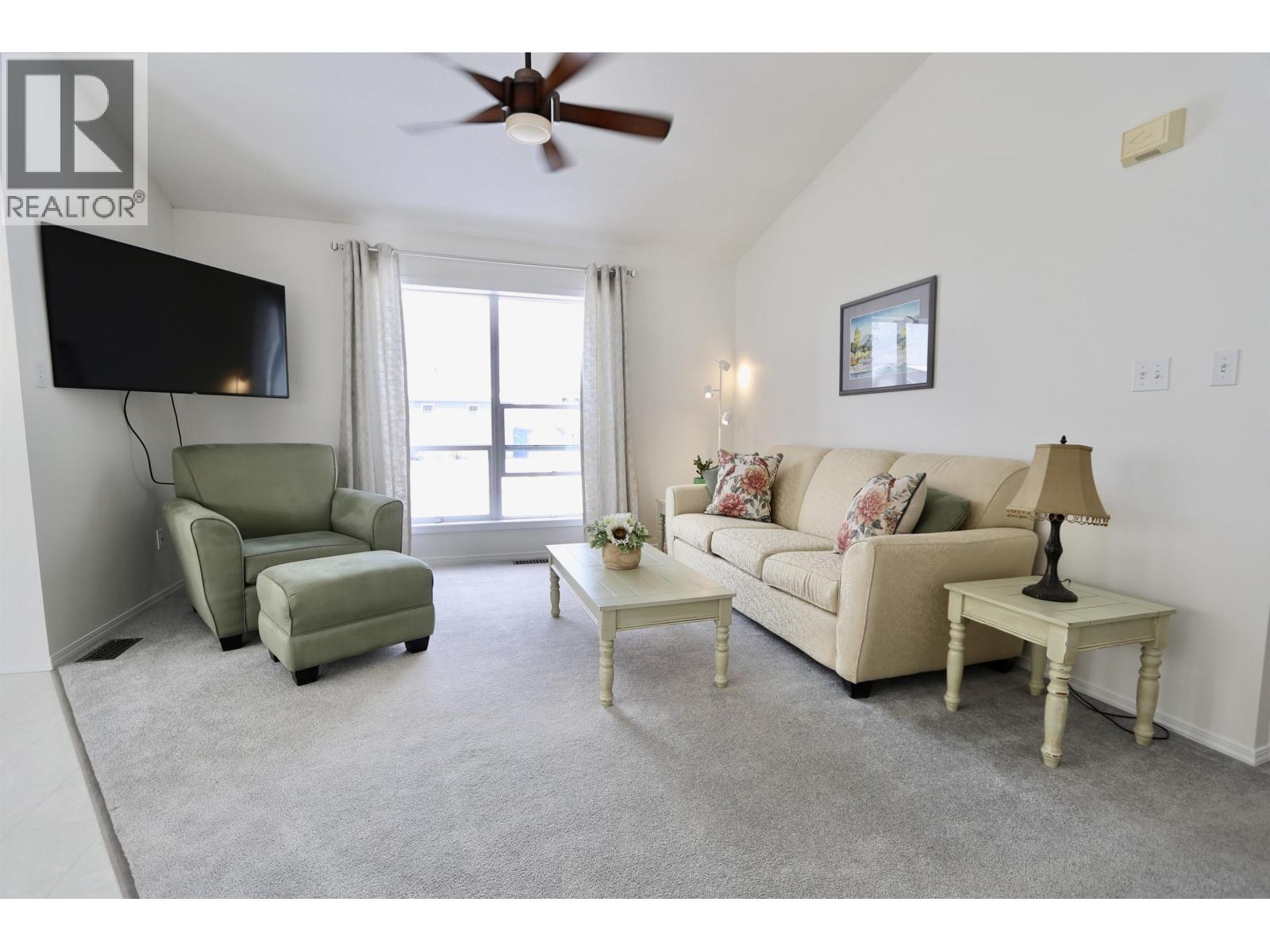 5446 Woodoak Crescent, Prince George, British Columbia  V2K 5A6 - Photo 10 - R3105348